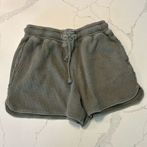AERIE waffle knit shorts dark green excellent condition